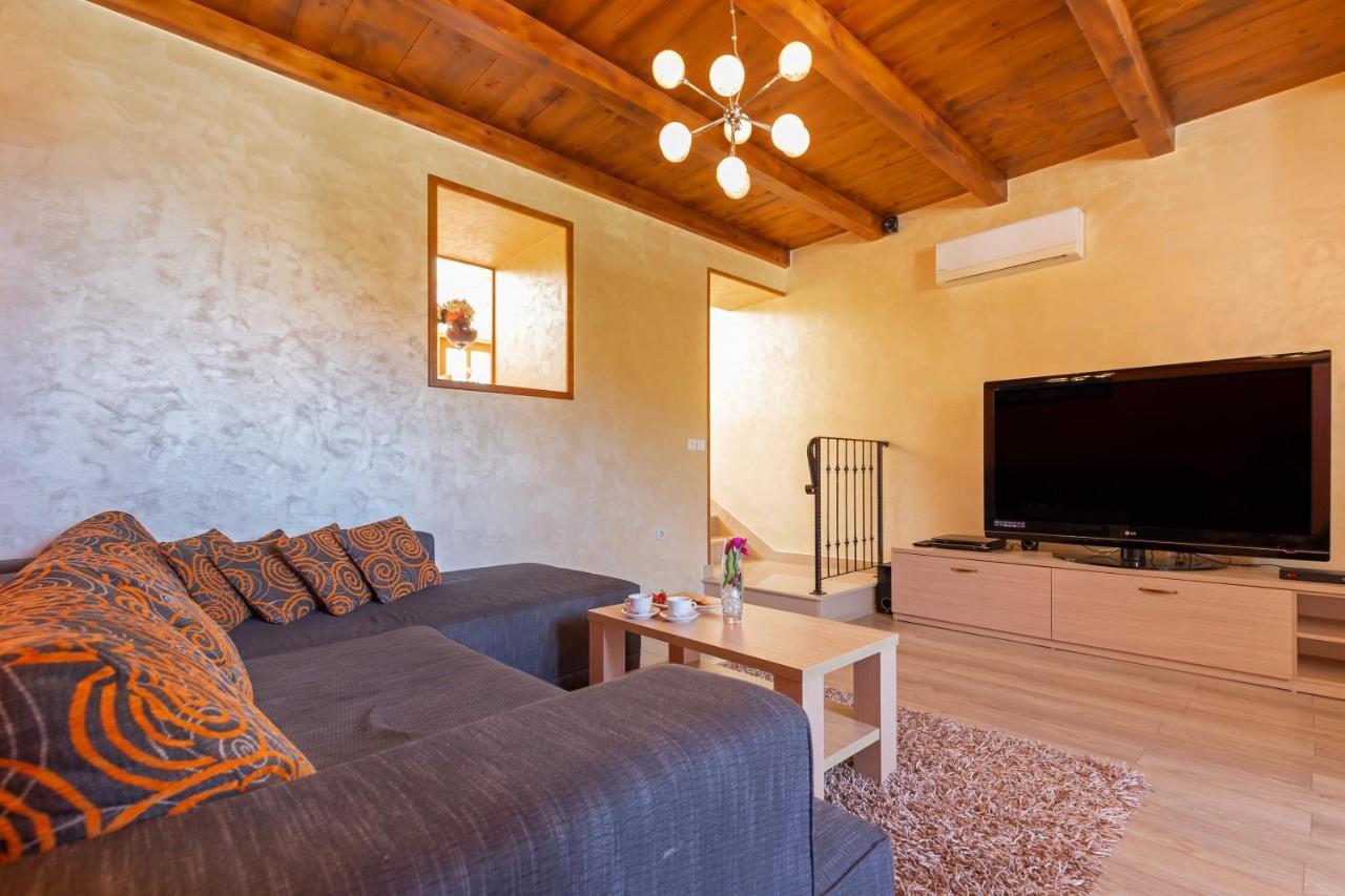 Holiday Home Ana's Paradise Mlini Exterior foto